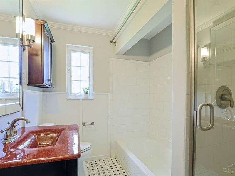 5801 Kenwood Road, Madeira, OH 45243 Photo 31