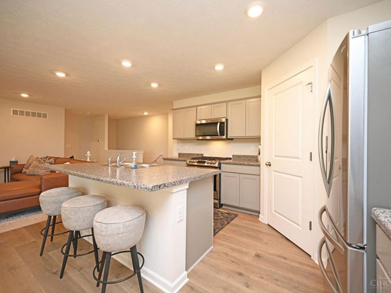 101 River Heights Drive, New Richmond, OH 45157 Photo 12