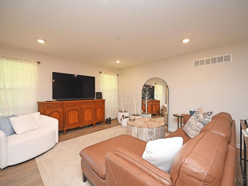 101 River Heights Drive, New Richmond, OH 45157 Photo 8