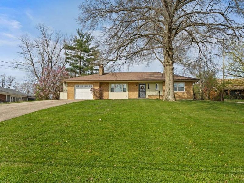 113 Siebenthaler Avenue, Reading, OH 45215 Photo 1