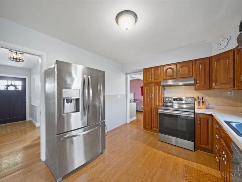 113 Siebenthaler Avenue, Reading, OH 45215 Photo 11