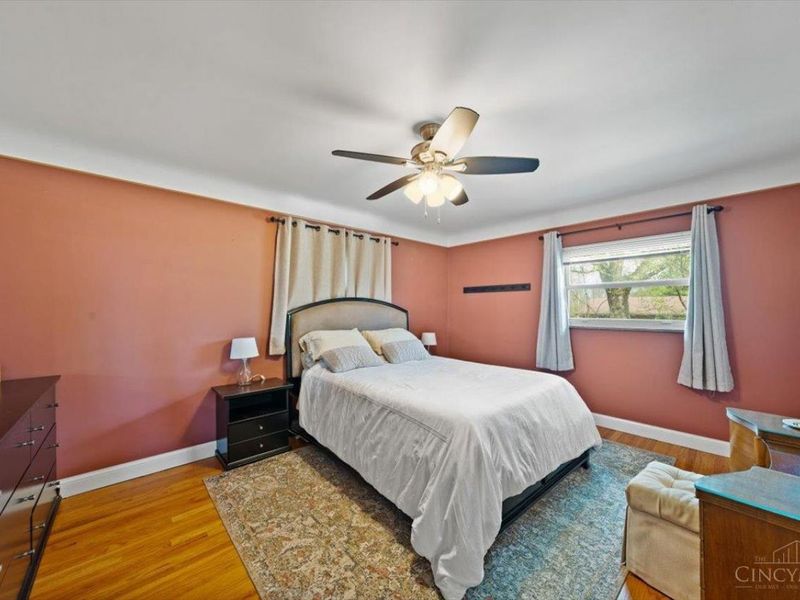 113 Siebenthaler Avenue, Reading, OH 45215 Photo 12