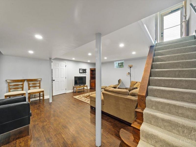 113 Siebenthaler Avenue, Reading, OH 45215 Photo 17