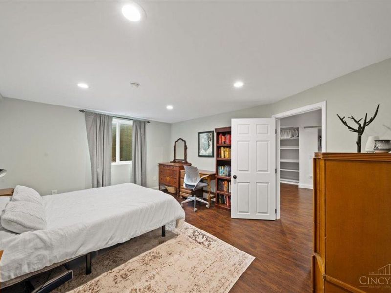 113 Siebenthaler Avenue, Reading, OH 45215 Photo 26