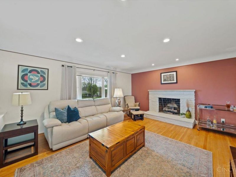 113 Siebenthaler Avenue, Reading, OH 45215 Photo 4