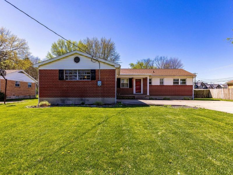 12175 Snider Road, Sycamore Township, OH 45249 Photo 1