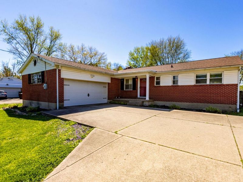 12175 Snider Road, Sycamore Township, OH 45249 Photo 2