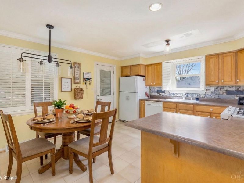 12175 Snider Road, Sycamore Township, OH 45249 Photo 6