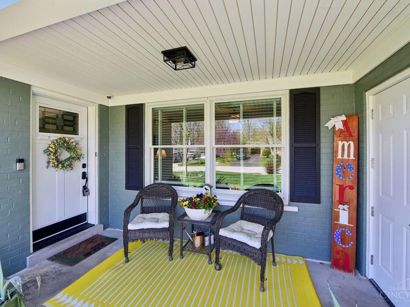 1075 Nimitz Lane, Anderson Twp, OH 45230 Photo 3