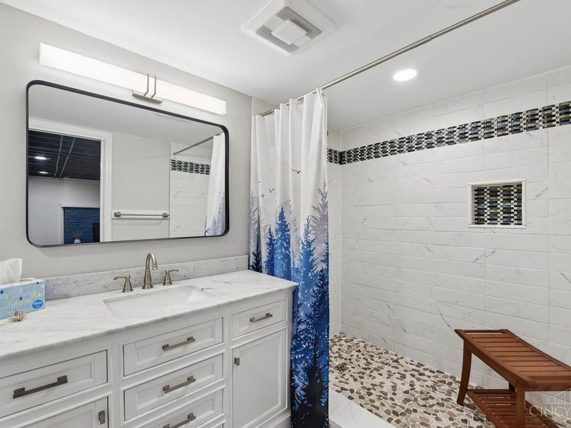 1075 Nimitz Lane, Anderson Twp, OH 45230 Photo 32