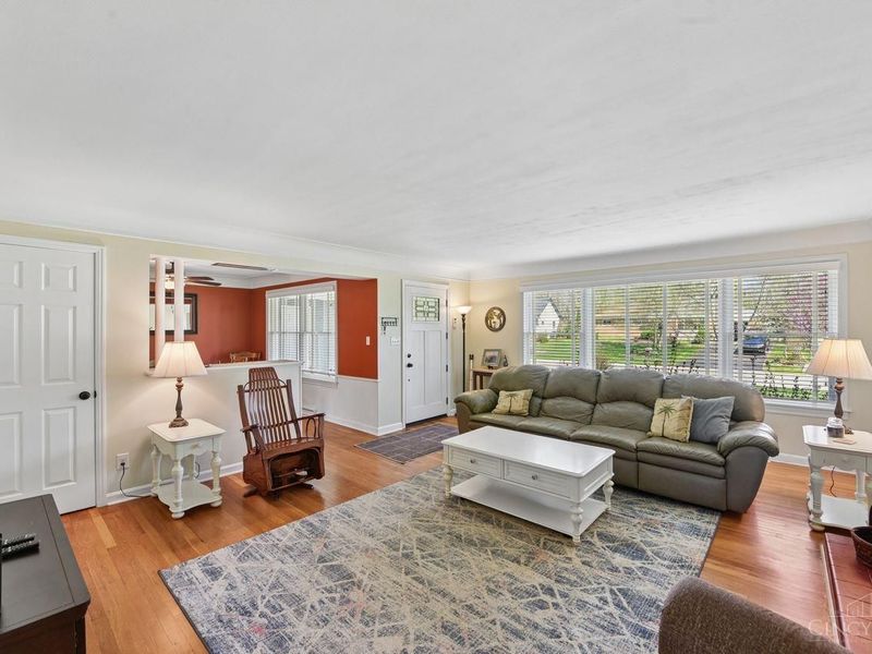 1075 Nimitz Lane, Anderson Twp, OH 45230 Photo 9