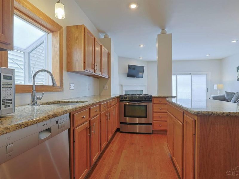 518 Missouri Avenue, Cincinnati, OH 45226 Photo 12