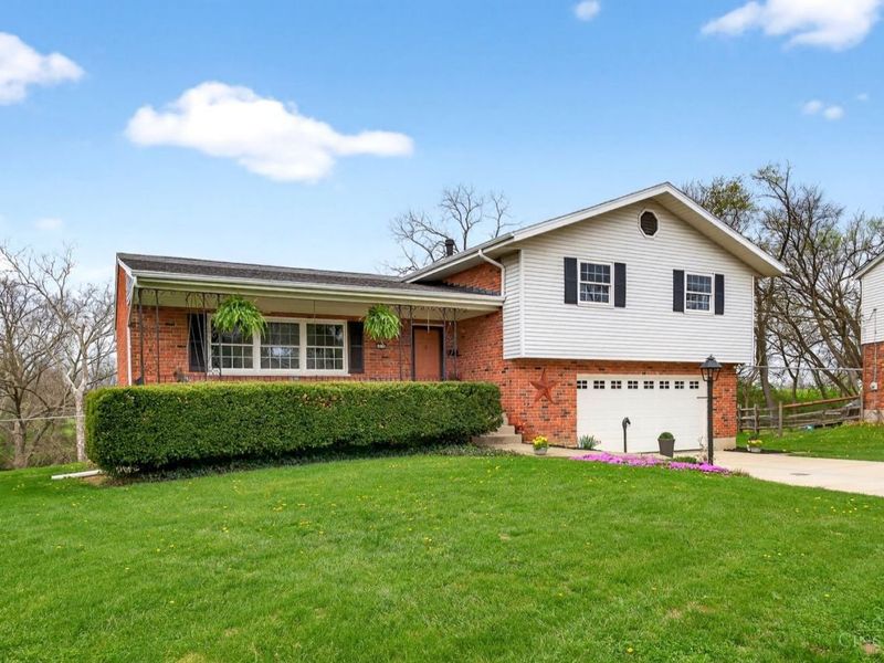 12139 Dorset Drive, Cincinnati, OH 45241 Photo 2