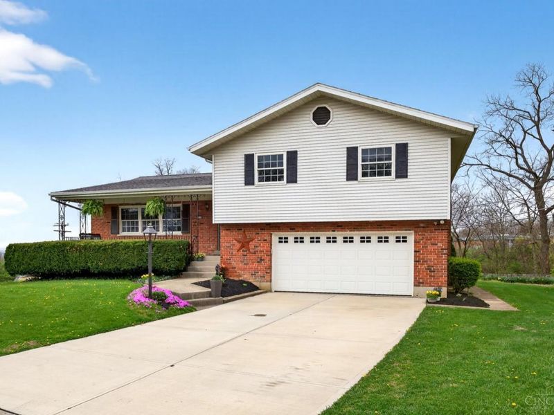 12139 Dorset Drive, Cincinnati, OH 45241 Photo 3