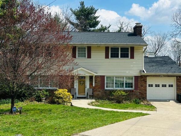 502 Blossomhill Lane, Springfield Twp., OH 45224