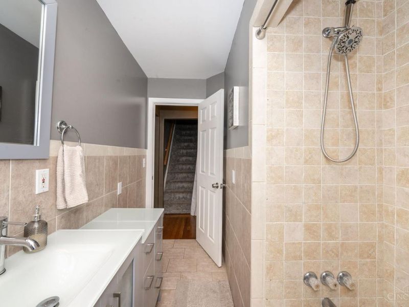 6848 Somerset Drive, Springfield Twp., OH 45224 Photo 18