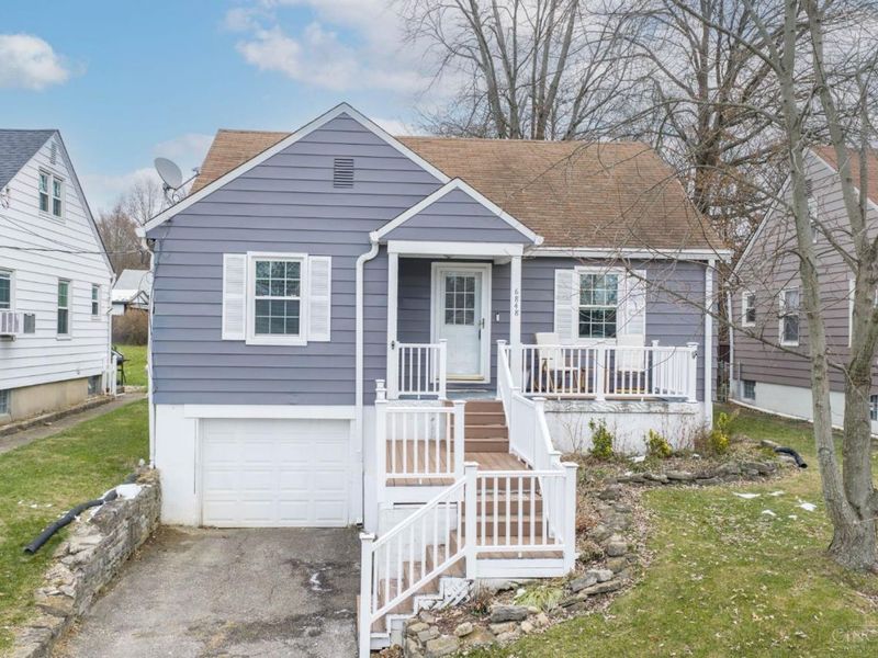 6848 Somerset Drive, Springfield Twp., OH 45224 Photo 2