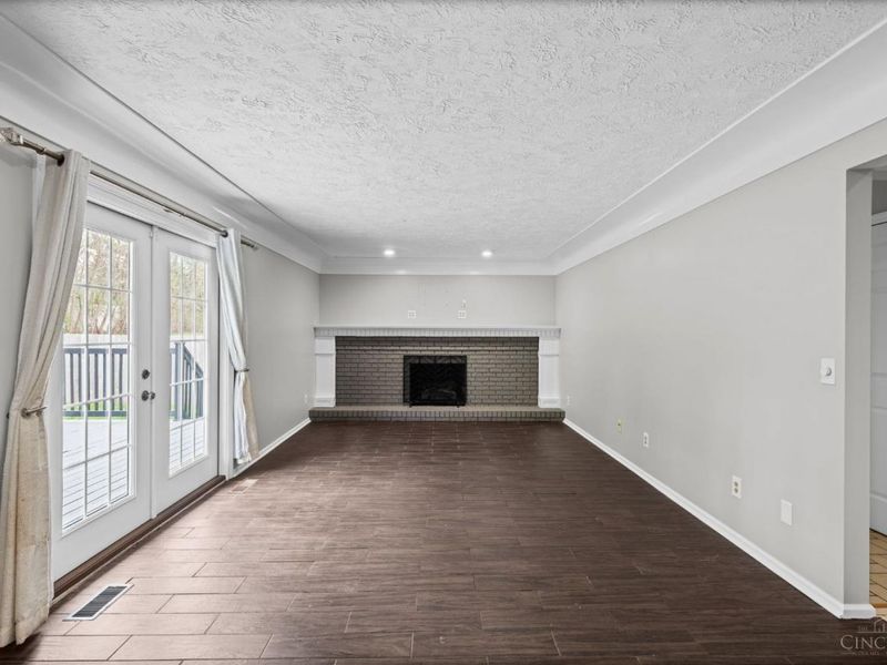9272 Erin Drive, Colerain Township, OH 45251 Photo 4