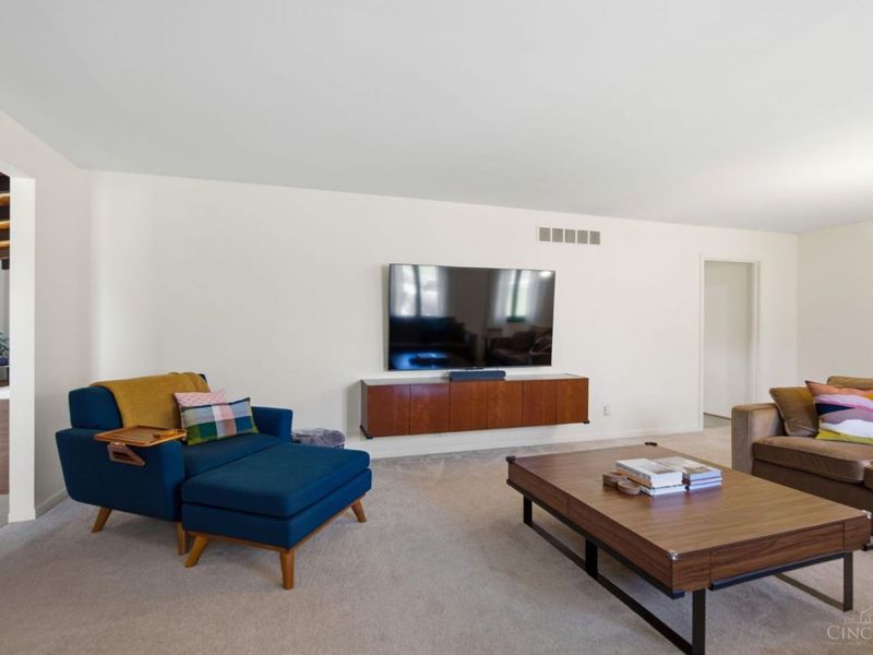 10331 Fields Ertel Road, Symmes Township, OH 45140 Photo 11