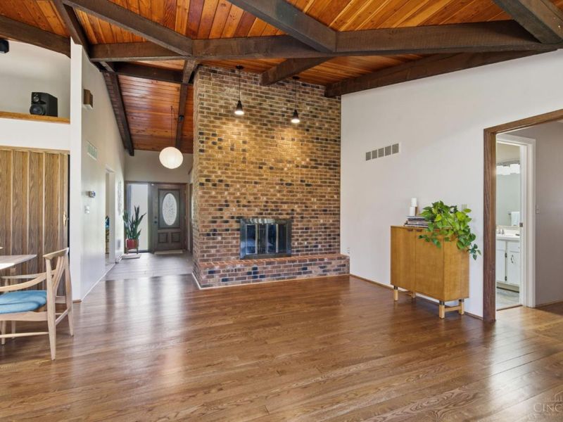 10331 Fields Ertel Road, Symmes Township, OH 45140 Photo 4