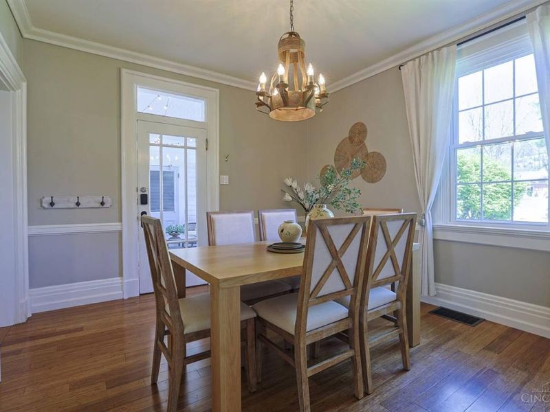 4057 Walton Creek Road, Columbia Twp, OH 45227 Photo 12