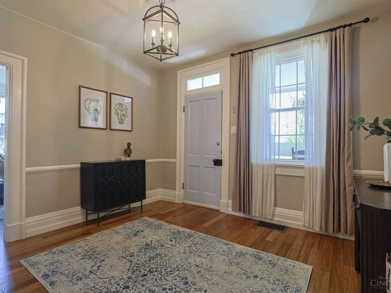 4057 Walton Creek Road, Columbia Twp, OH 45227 Photo 6