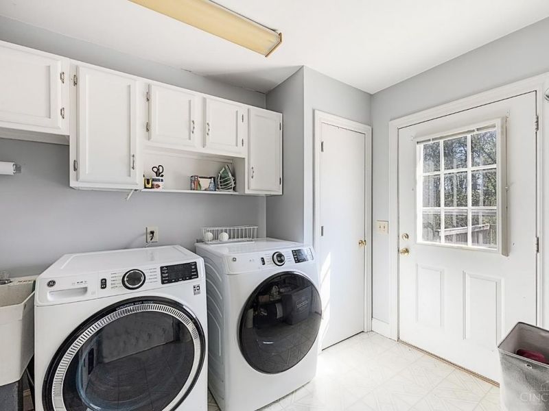 9206 E Kemper Road, Symmes Township, OH 45140 Photo 21