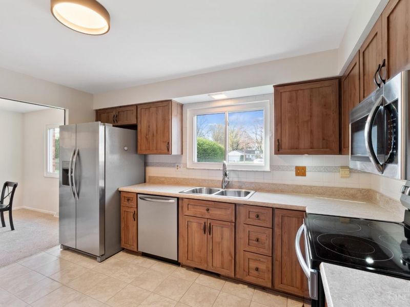 1990 Lady Ellen Drive, Anderson Twp, OH 45230 Photo 10