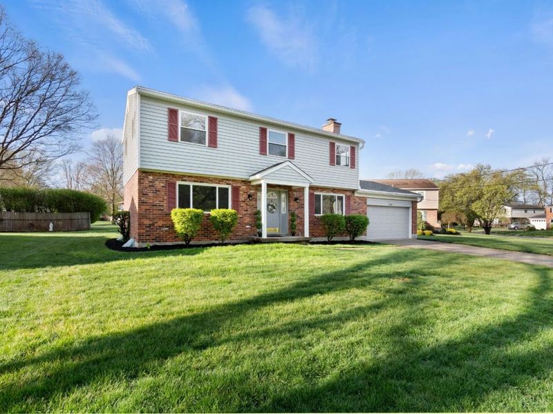 1990 Lady Ellen Drive, Anderson Twp, OH 45230 Photo 2