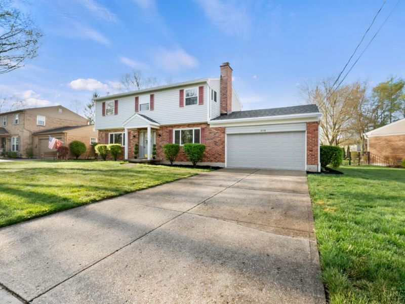 1990 Lady Ellen Drive, Anderson Twp, OH 45230 Photo 3