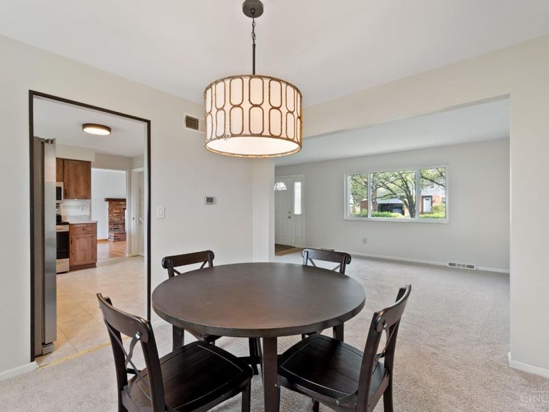 1990 Lady Ellen Drive, Anderson Twp, OH 45230 Photo 7