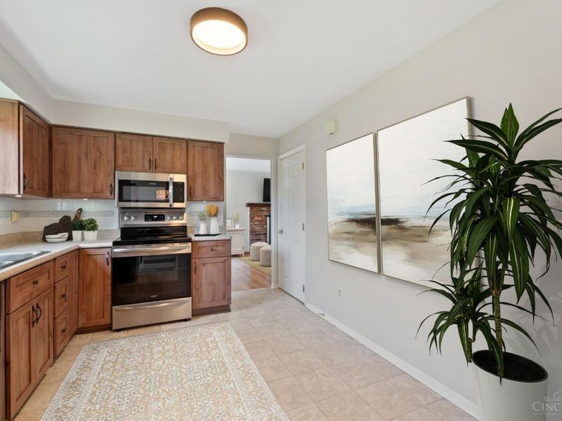 1990 Lady Ellen Drive, Anderson Twp, OH 45230 Photo 8