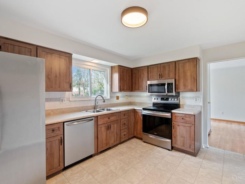 1990 Lady Ellen Drive, Anderson Twp, OH 45230 Photo 9