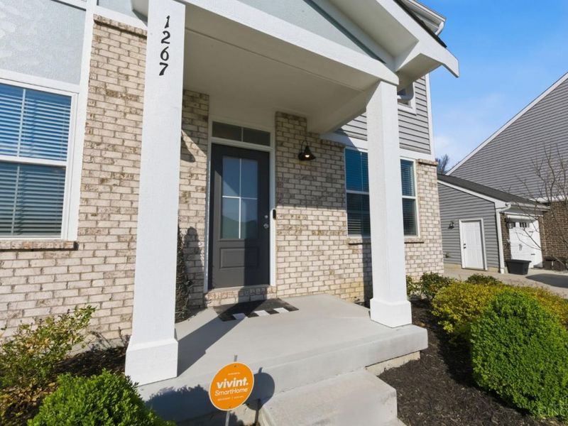 1267 Autumnview Drive, Batavia Twp, OH 45103 Photo 2