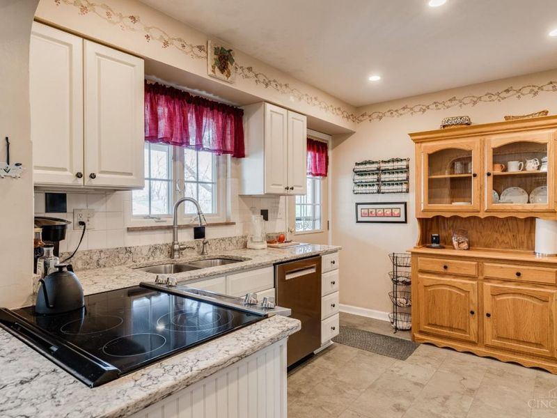 46 Forest Avenue, Cincinnati, OH 45215 Photo 15