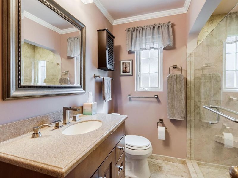 46 Forest Avenue, Cincinnati, OH 45215 Photo 22