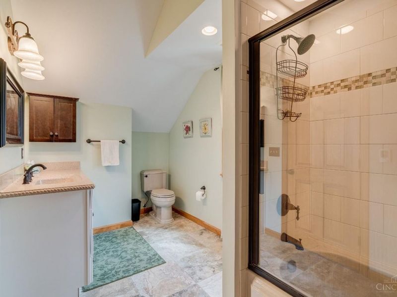 46 Forest Avenue, Cincinnati, OH 45215 Photo 27