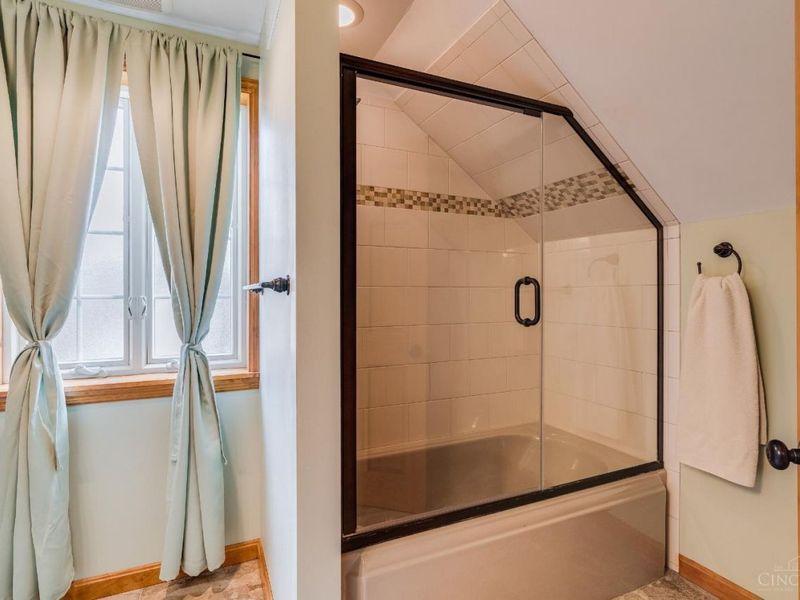 46 Forest Avenue, Cincinnati, OH 45215 Photo 28