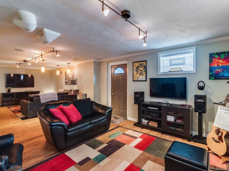 46 Forest Avenue, Cincinnati, OH 45215 Photo 33