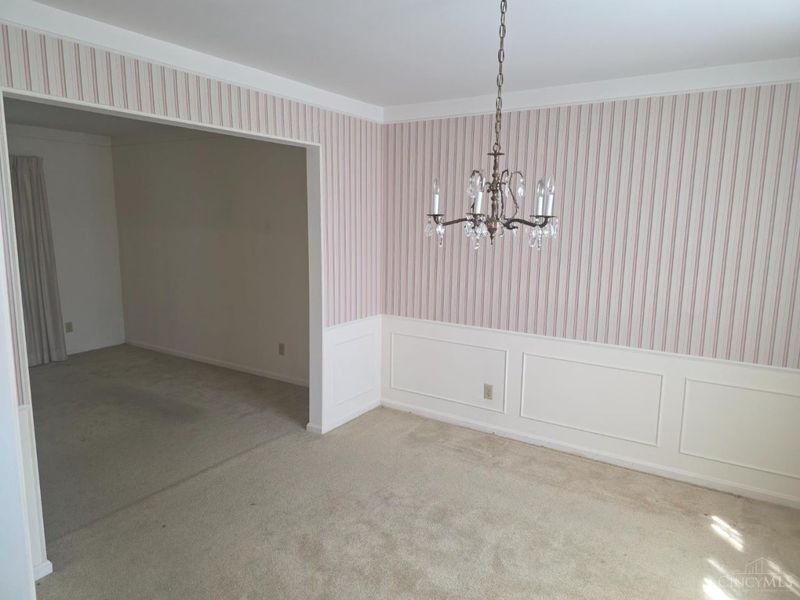 5406 Oakbrook Drive, Fairfield, OH 45014 Photo 6