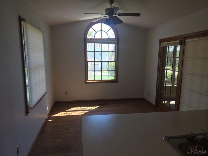 5406 Oakbrook Drive, Fairfield, OH 45014 Photo 7