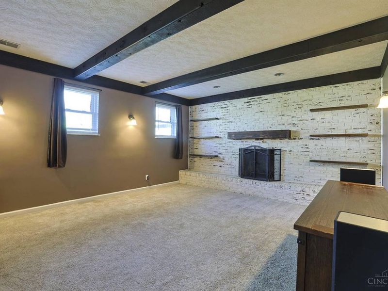 5920 Embassy Drive, Fairfield, OH 45014 Photo 9