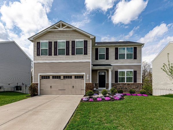 5821 Woodcreek Drive, Franklin, OH 45042
