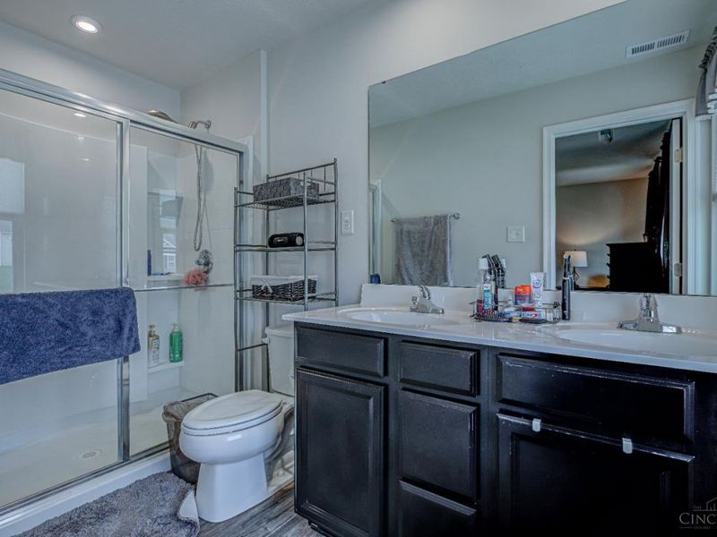 5821 Woodcreek Drive, Franklin, OH 45042 Photo 18