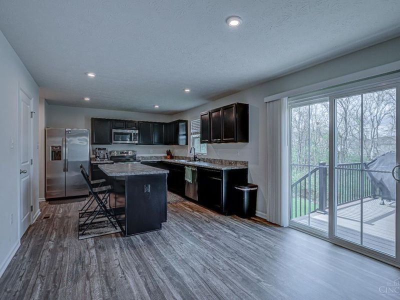 5821 Woodcreek Drive, Franklin, OH 45042 Photo 8