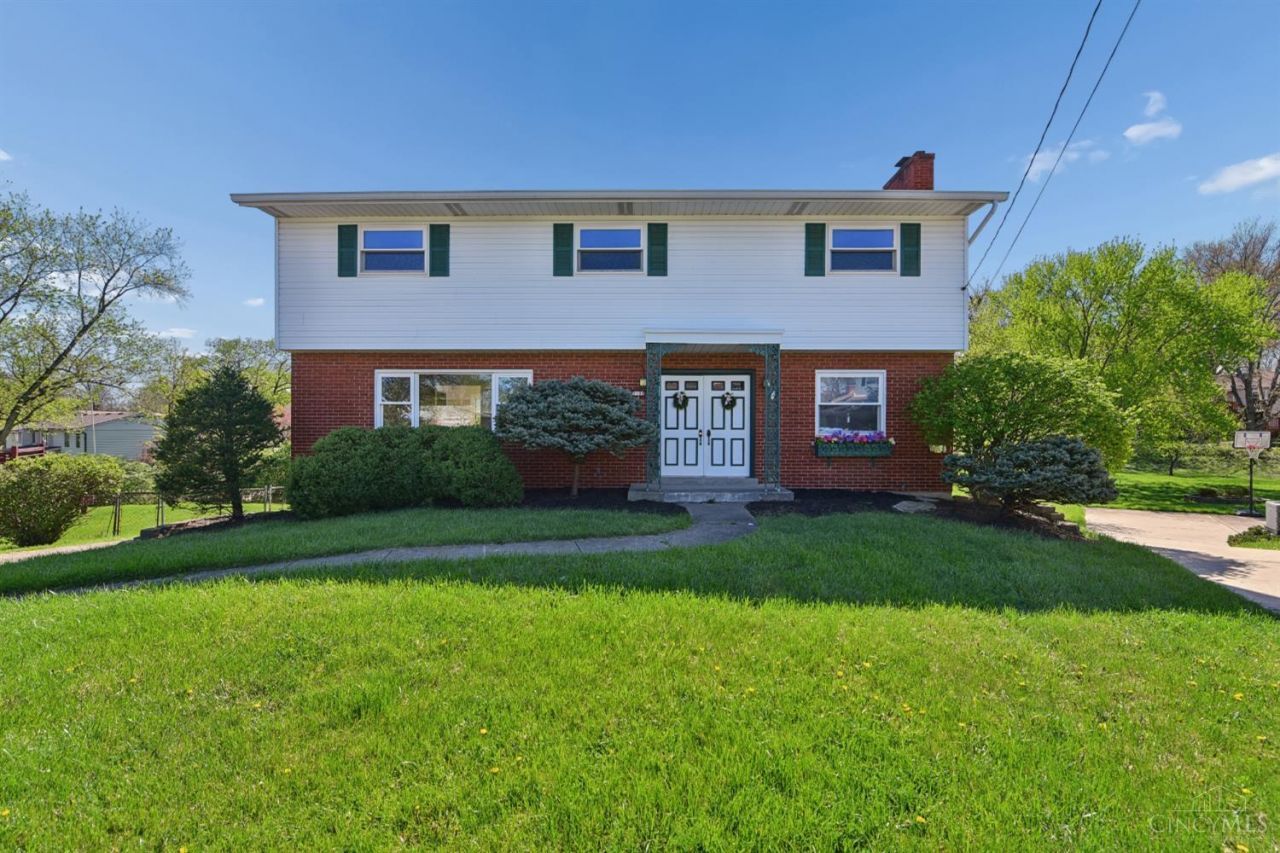 3191 Sunnyhollow Lane, Green Township, OH 45239 Main Photo