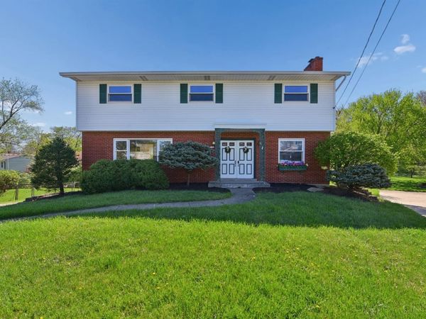 3191 Sunnyhollow Lane, Green Twp, OH 45239