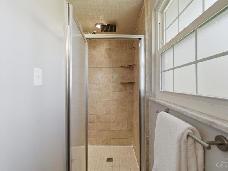 6140 Sharlene Drive, Green Township, OH 45248 Photo 16