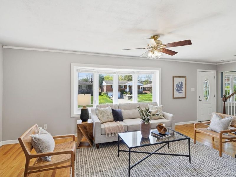 6140 Sharlene Drive, Green Township, OH 45248 Photo 2