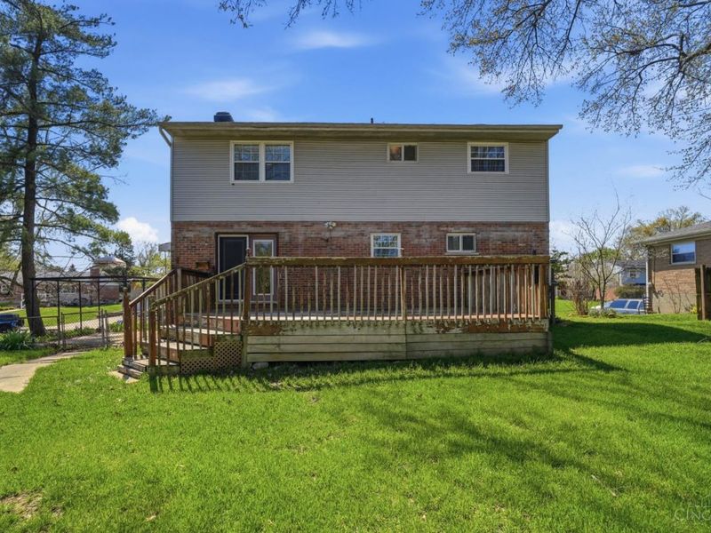 6140 Sharlene Drive, Green Township, OH 45248 Photo 23